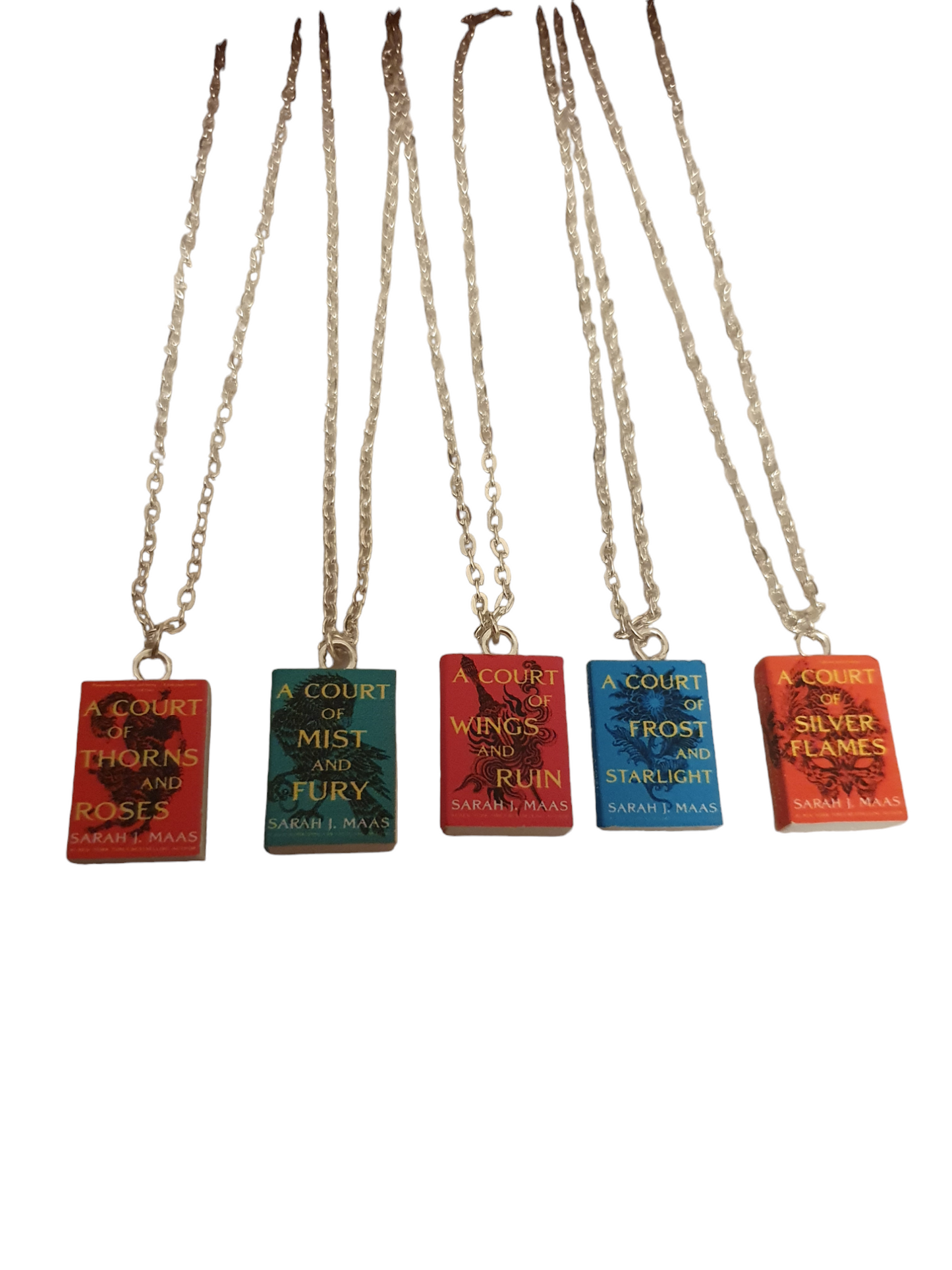 A court of thorns and roses acotar series Book Necklace
