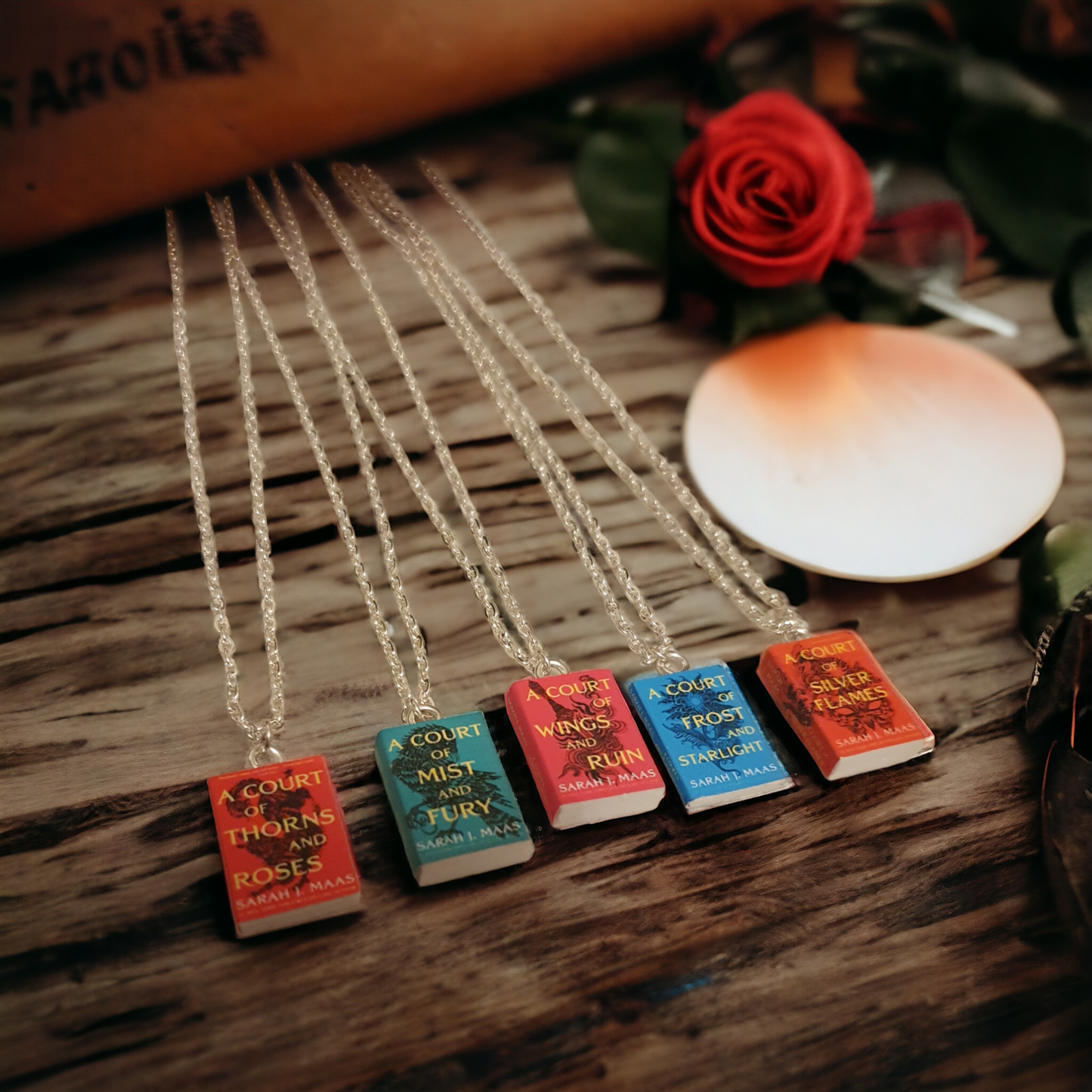 A court of thorns and roses acotar series Book Necklace