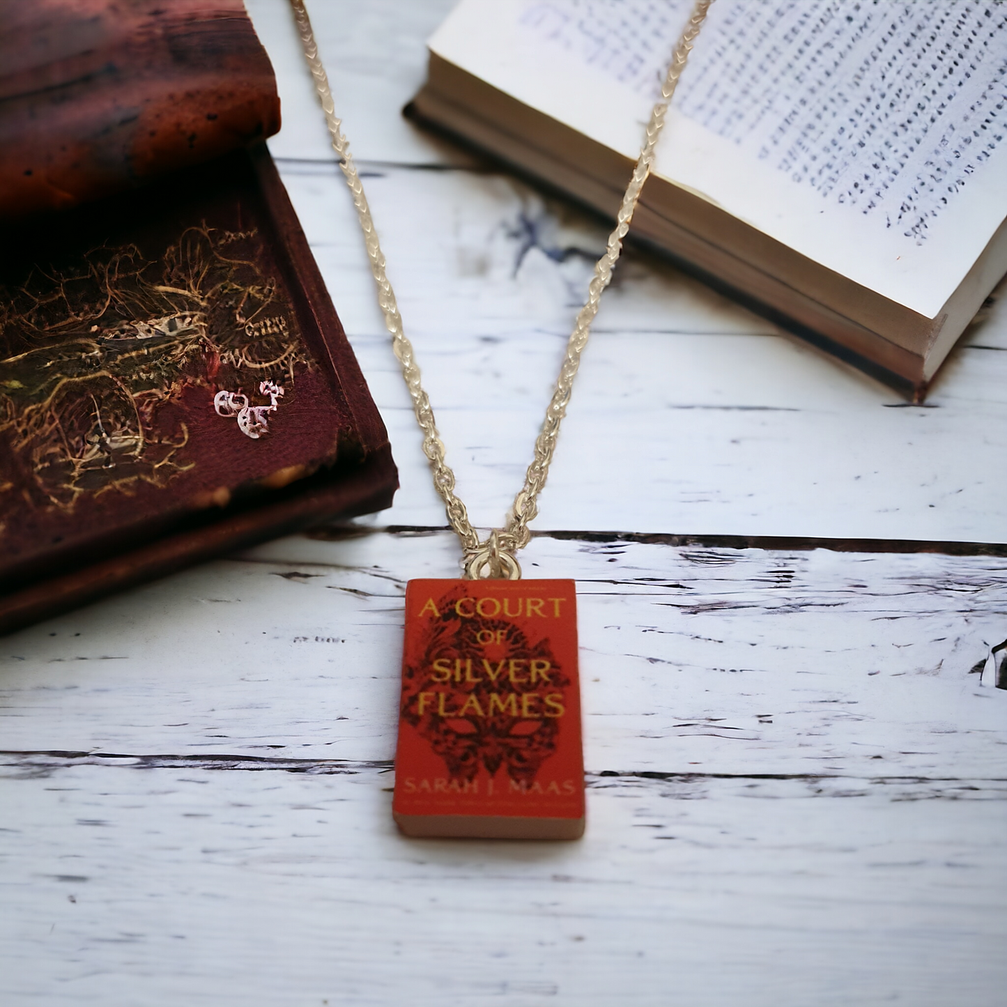 A court of thorns and roses acotar series Book Necklace