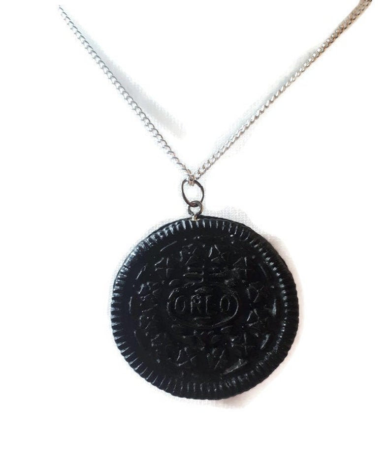 Oreo biscuit necklace